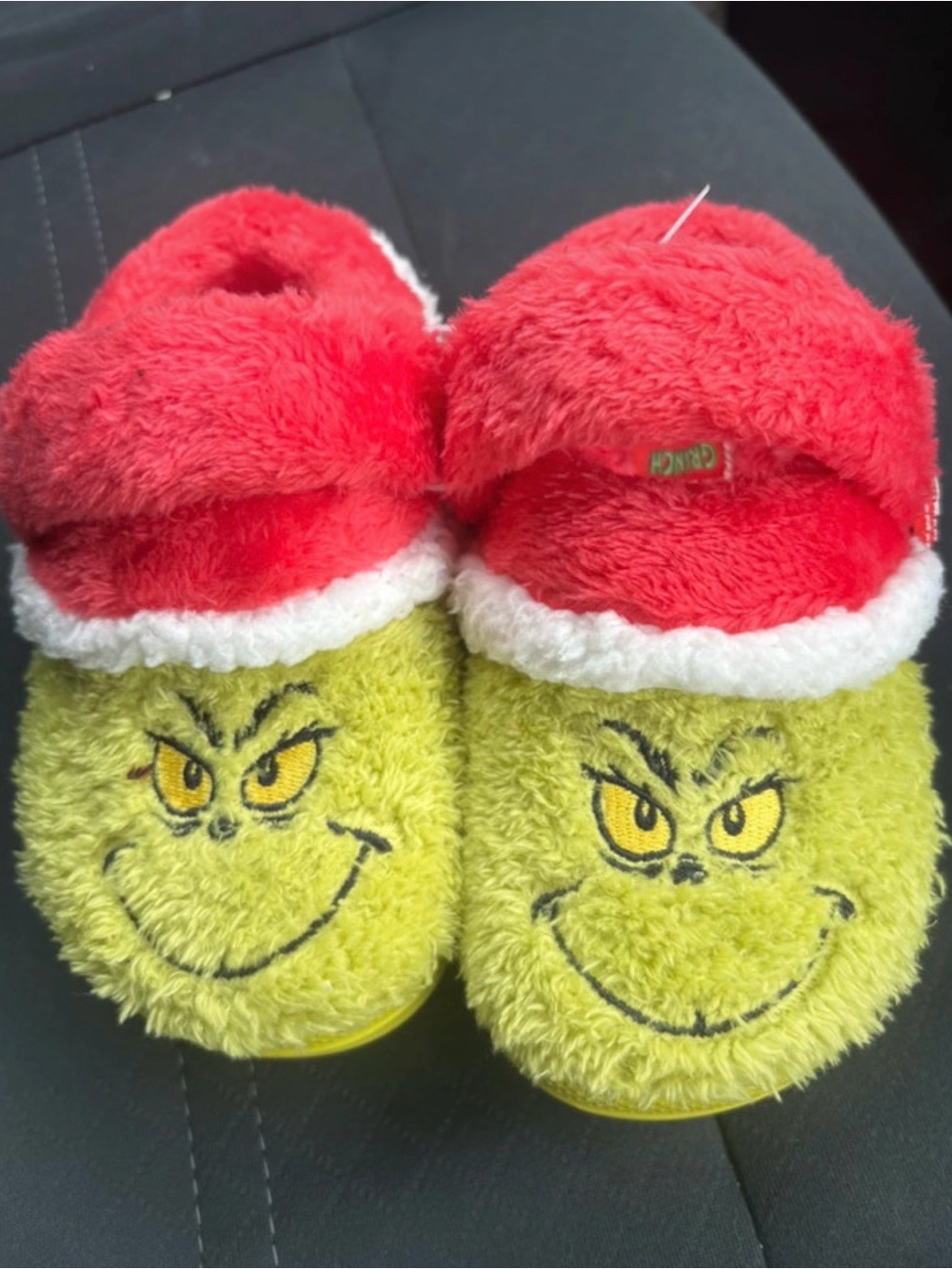 CROCS Kids Fuzzy Grinch Slippers in Lime Green, Red & White